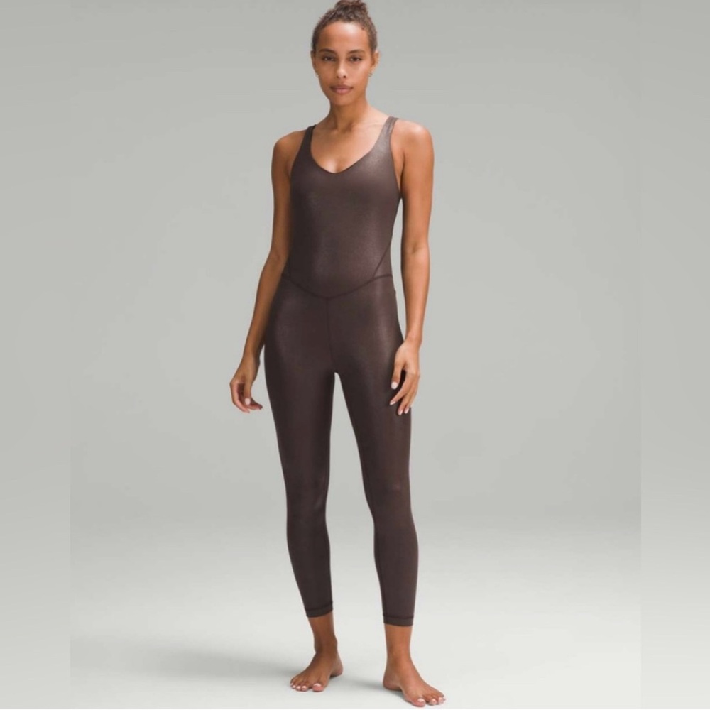 SOLD 🩷 Align Ribbed Bodysuit (6) espresso foil 25” Lululemon